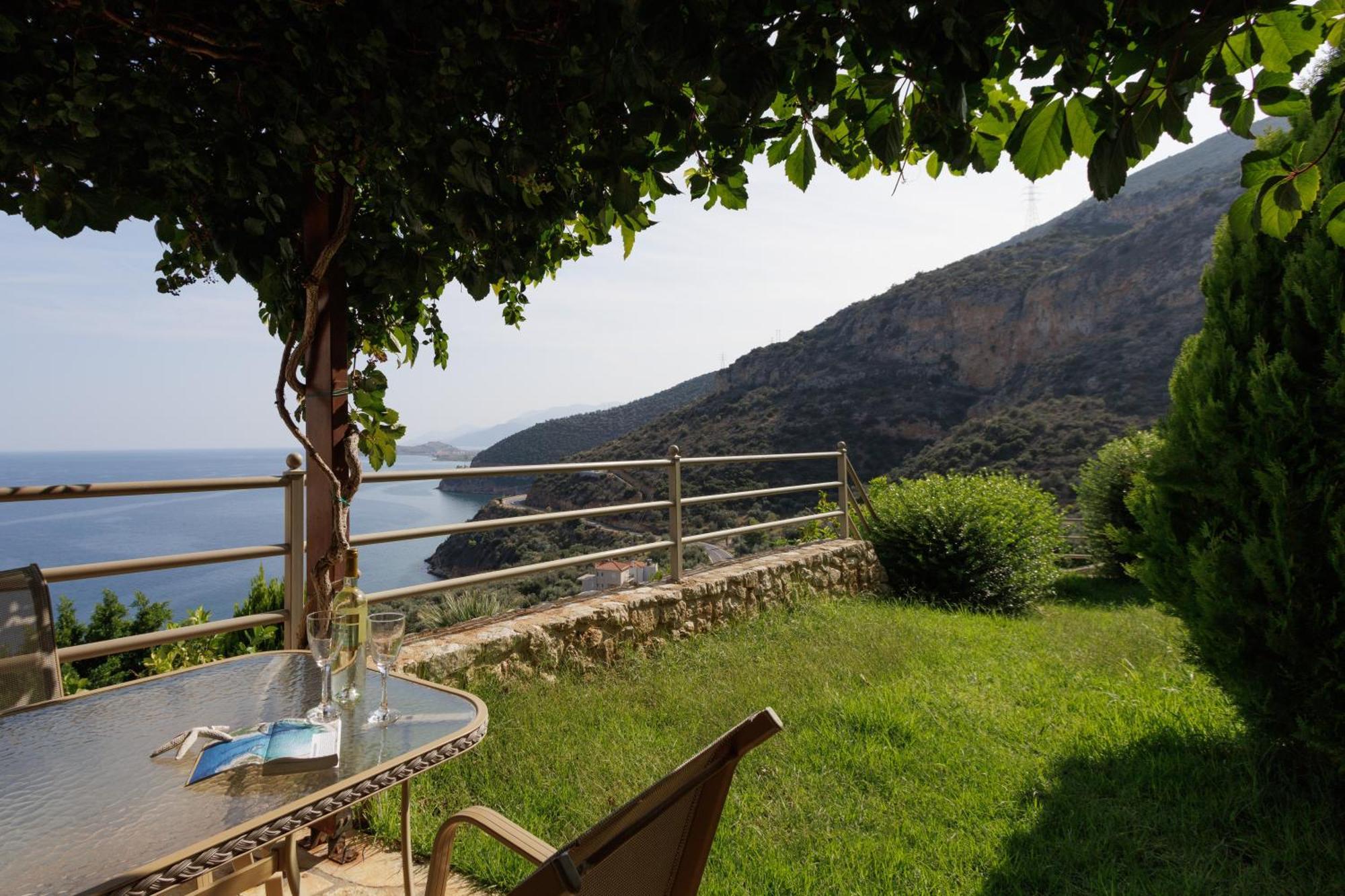 Blue Horizon Suites Parálion Ástros Zewnętrze zdjęcie