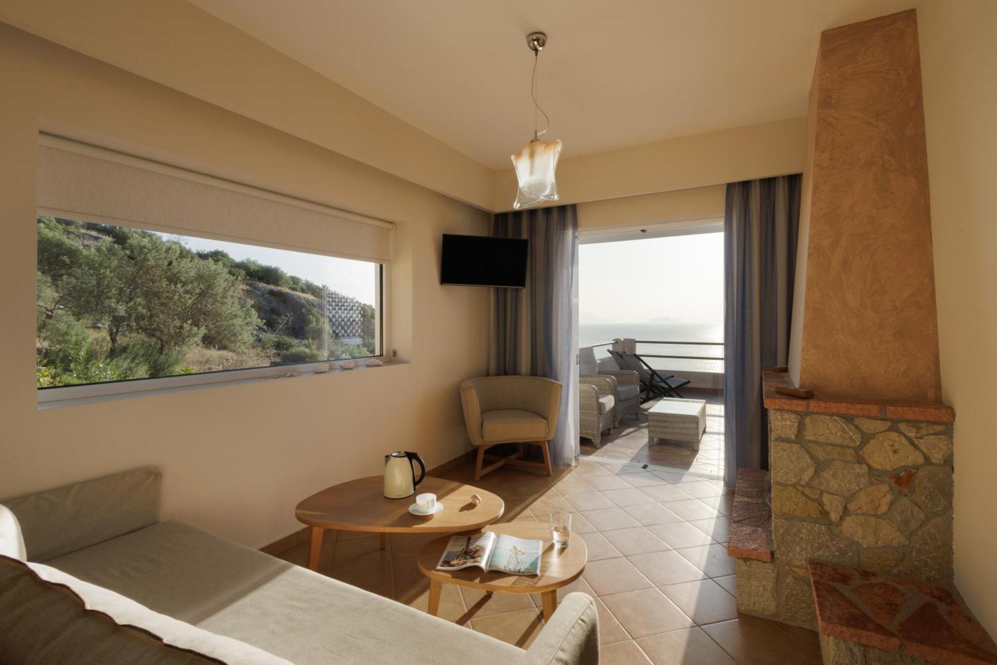 Blue Horizon Suites Parálion Ástros Zewnętrze zdjęcie