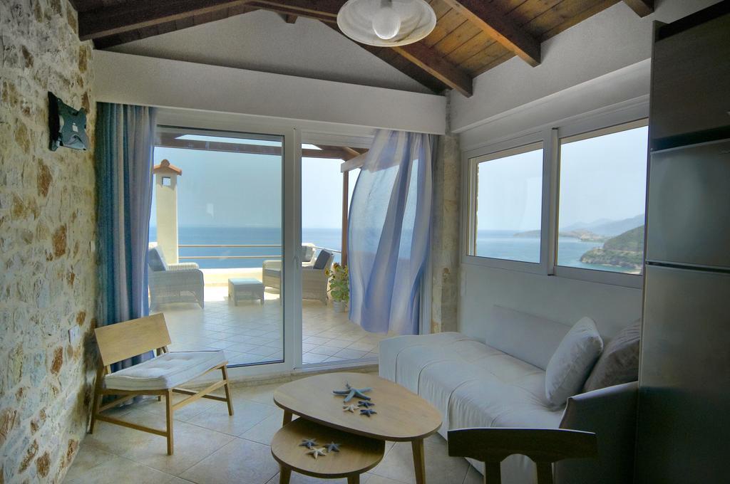Blue Horizon Suites Parálion Ástros Zewnętrze zdjęcie